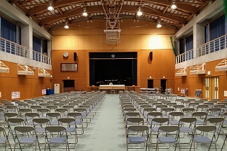 915~2